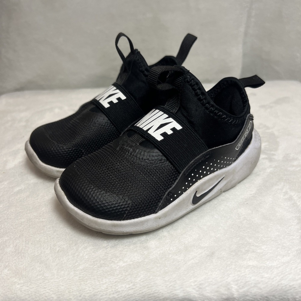 Nike Flex Runner AT4665-002 Toddler Boys Girls Black White Slip On Shoes 7C